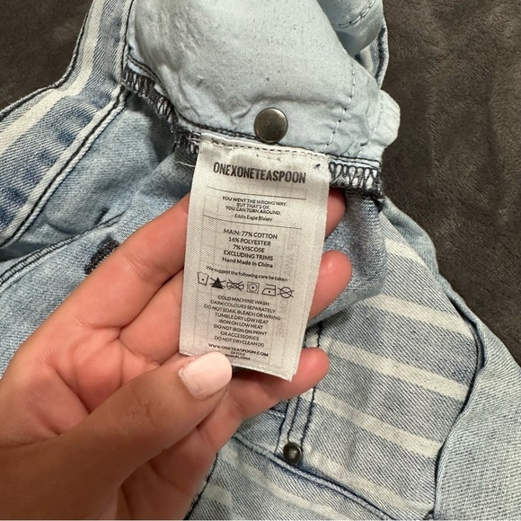 One Teaspoon Light Blue white stripe Jean Shorts bandit - Picture 6 of 6